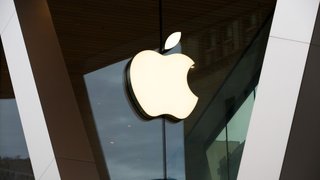 Apple Dips Below $2 Trillion Market Value, One Year After Topping $3 Trillion