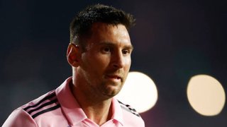 Lionel Messi Goes Off With Injury In Inter Miami Win