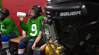 Hockey Canada tightens dressing room rules for minors