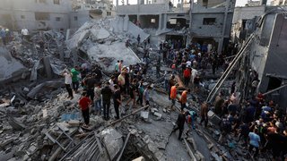 Gaza refugee camps bombed as ceasefire calls grow