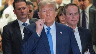 Trump zips his lips in front of reporters